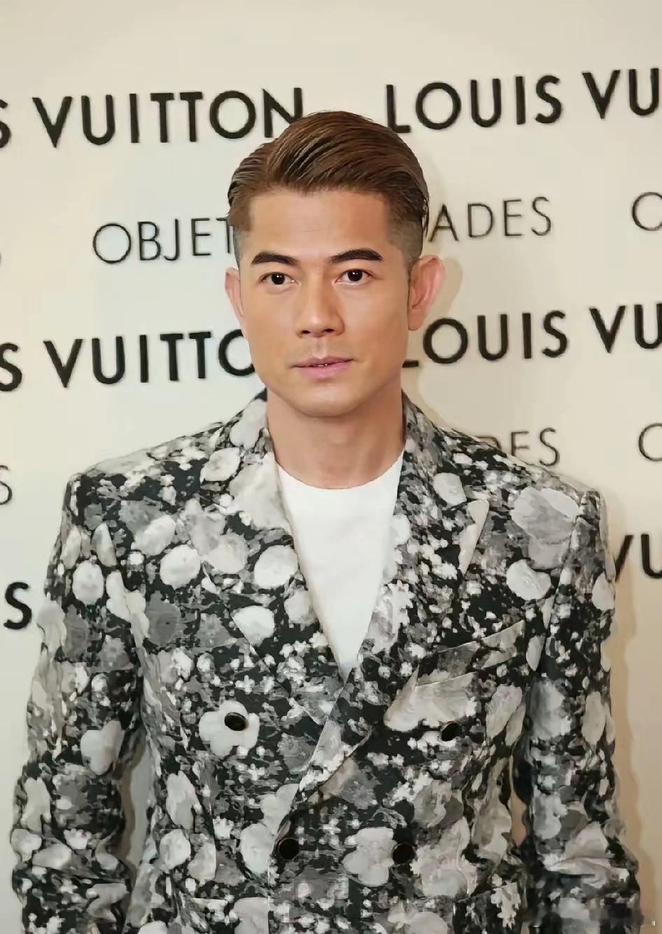 实在没想到，方媛怀三胎之后，郭富城自己先撕了协议。婚前说好，每月就给二十万生活费