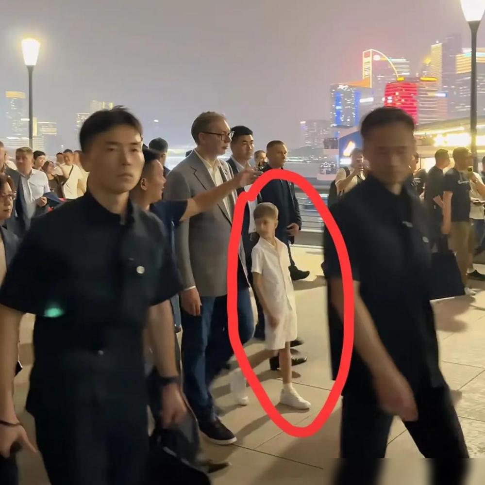 一直以为喜马拉雅山，是中国的天然屏障。之前我也跟好多人一样，只觉得这道世界最