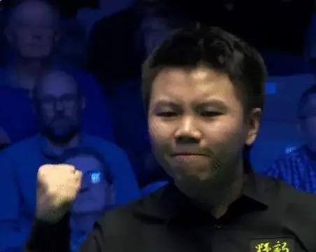 难以置信，周跃龙“挥拳”击败塞大师，6-3神勇闯进决赛！不可思议