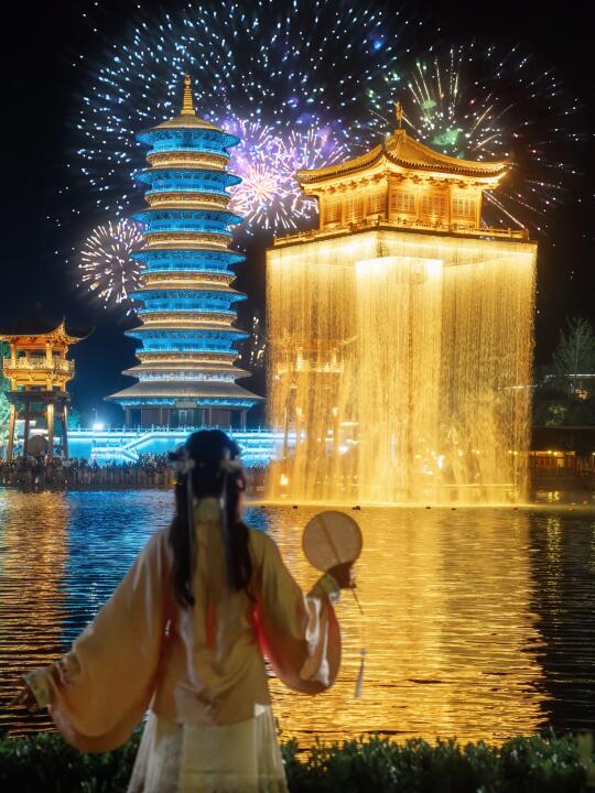 高铁直达🌿不愧是此生必去的江南不夜城！！