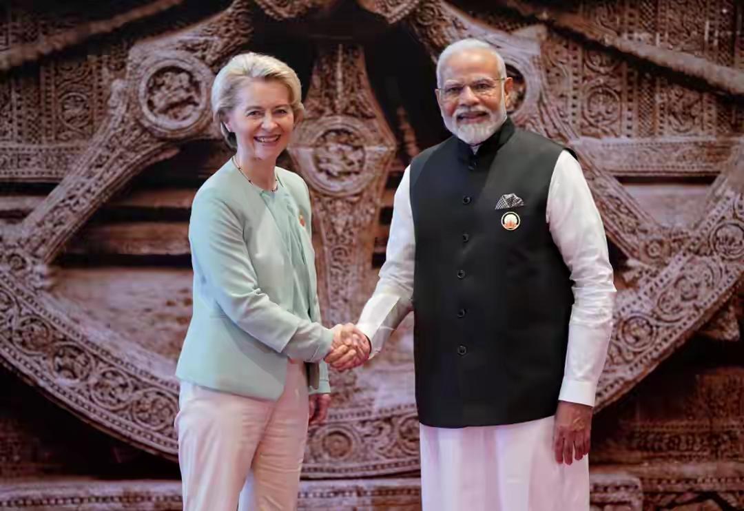 连新加坡都看不懂！冯德莱恩对华摆谱，底气到底从哪来？以务实清醒著称的新加坡