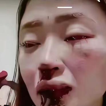 深圳姑娘柳薇，英国留学时跟印度男友汗卡迪谈恋爱，不顾父母以死相逼的阻拦，揣着1