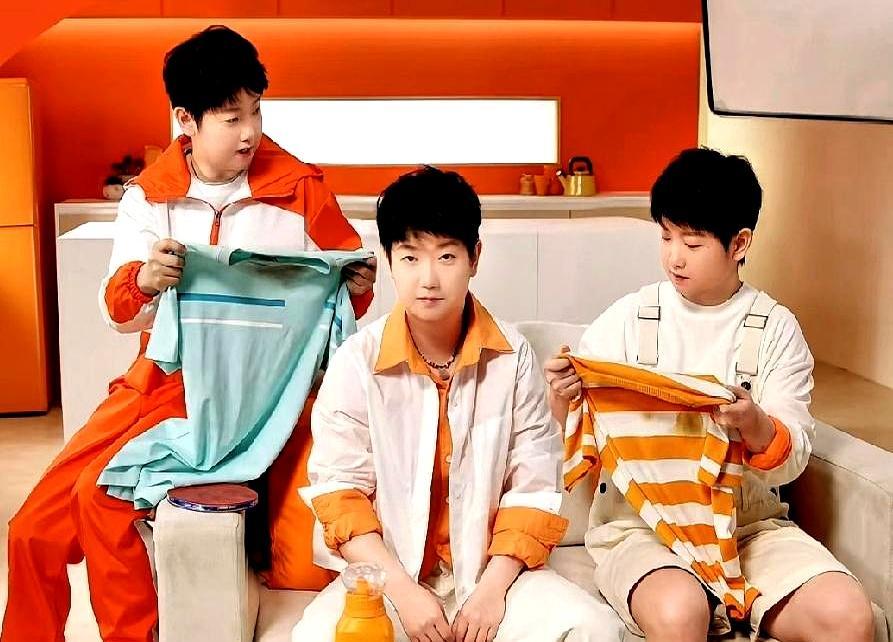 一个洗衣液，竟成了孙颖莎最硬的后台。你还记得吗？巴黎奥运丢金后，网上风向突