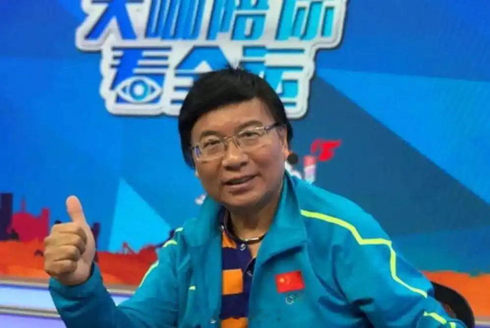 #申花球迷宣布静默观赛#属实没看懂上海球迷这波操作，要不直接把上海申花解散算了。2026年8月20日