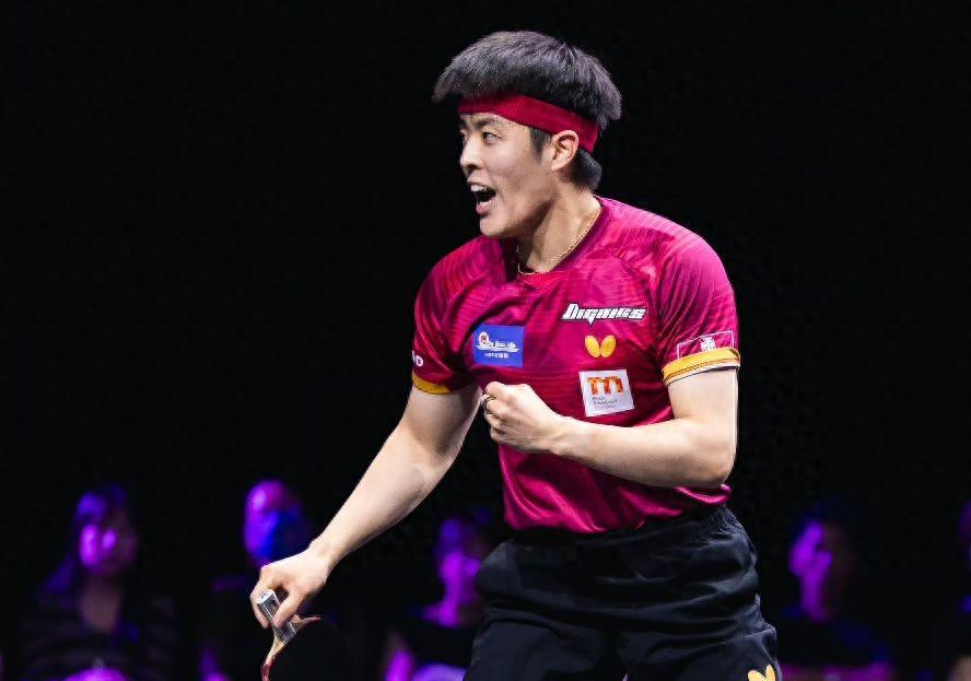 WTT多哈冠军赛一场男单首轮较量，德国华裔名将邱党零封韩国小将吴晙诚，强势晋级1