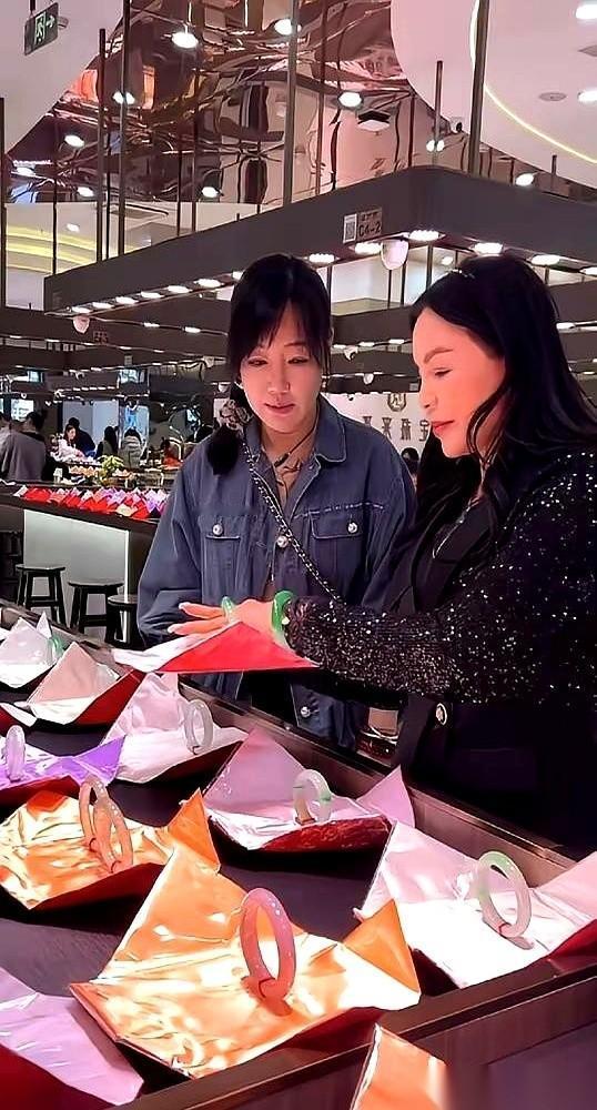 1170万。就这么眼睁睁看着，从指缝里溜走了。换你，你跳不跳脚？一个男的，