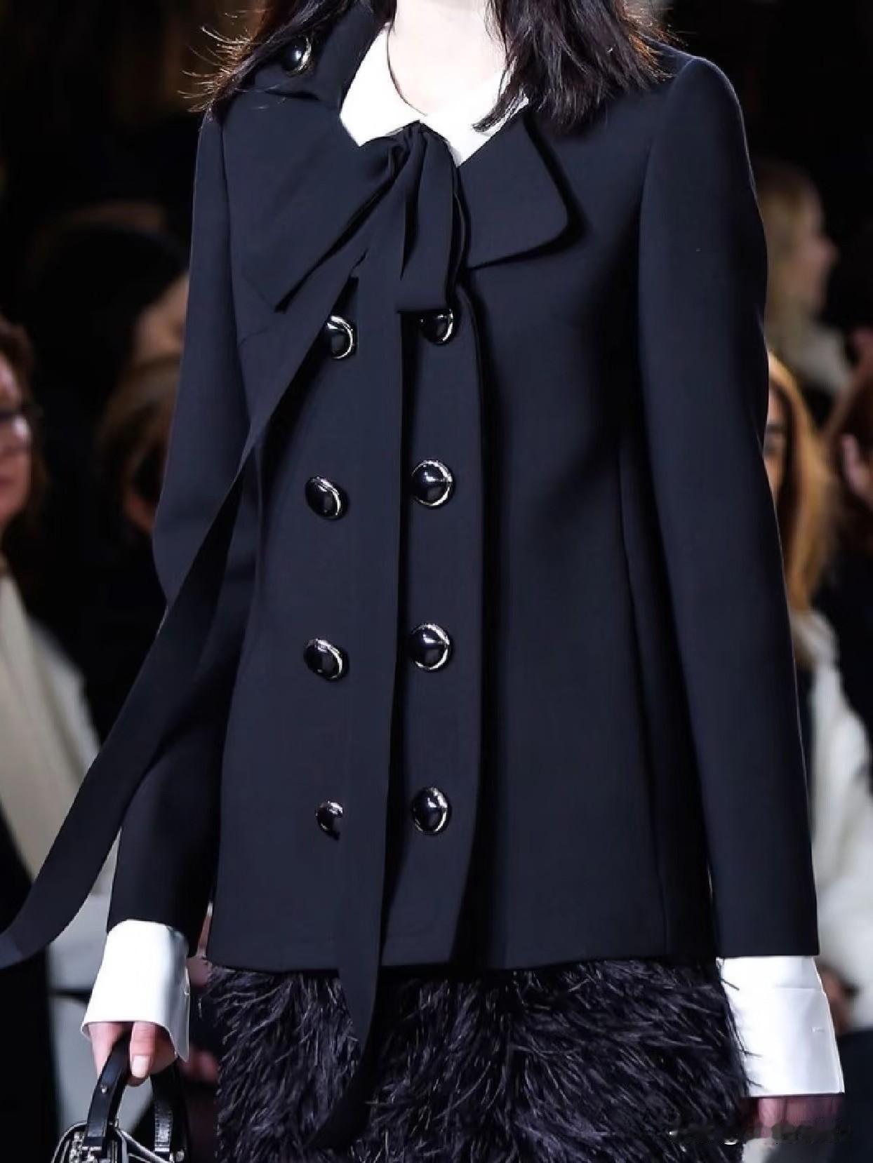 美搭社:老钱学院风｜MK2016秋冬，复古千金穿搭美学MichaelKo