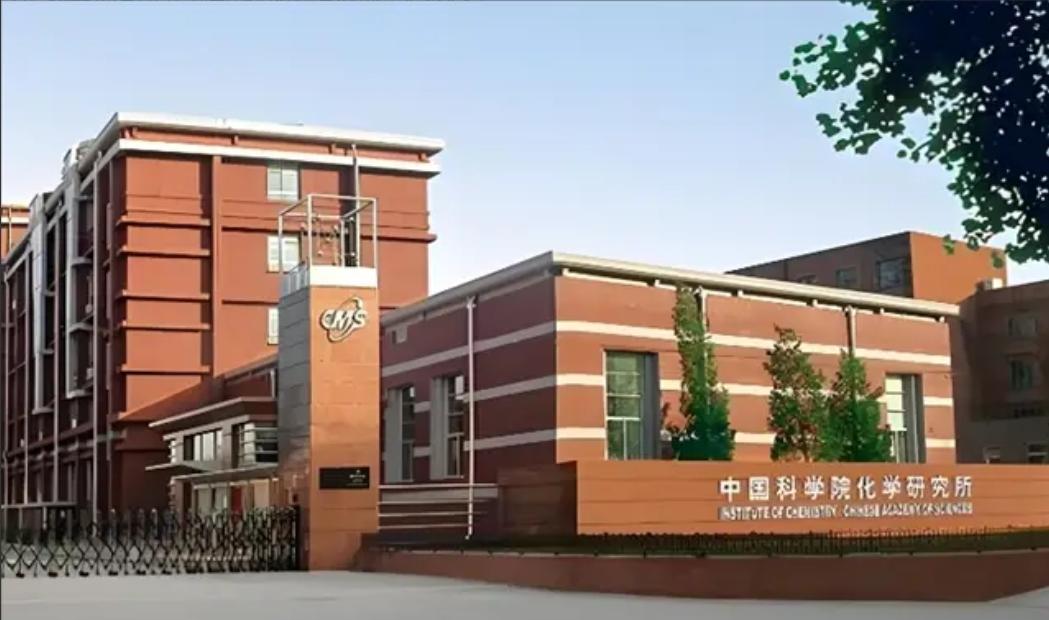 749分，差1分满分他转身就走，连百万美金都没回头看王端鹏，山东04年理