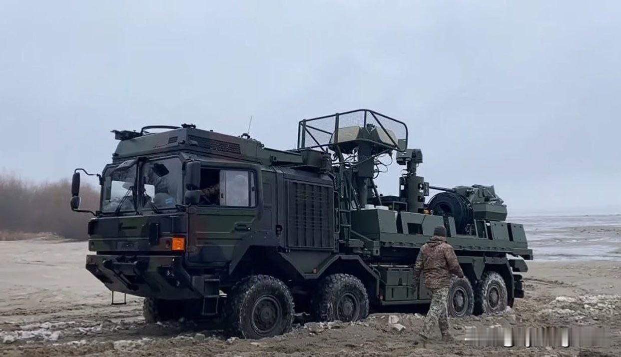 🇬🇧🇺🇦英国“地鹰帕拉丁”（TerrahawkPaladin）防空系统