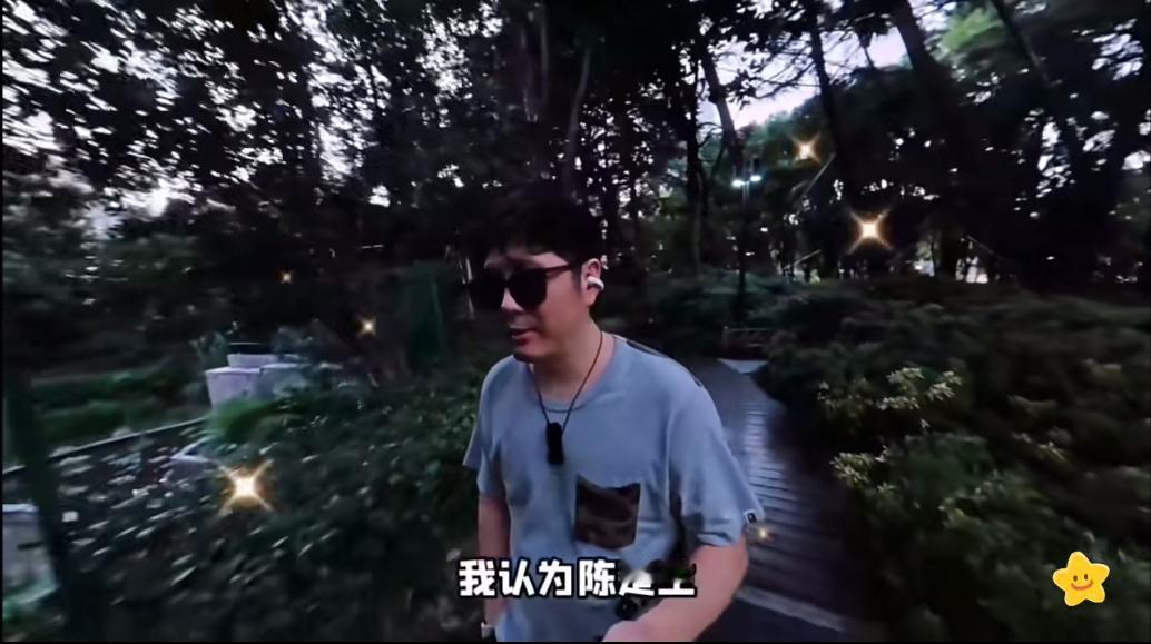 乐评人王纯讯说陈楚生的现场最为稳定体感还好。王纯讯老师最有资格评价陈楚生的现场