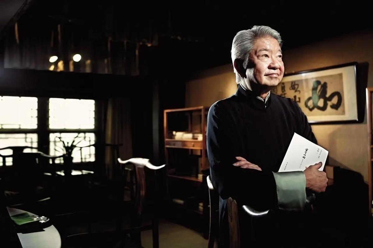 蔡澜说：“情人走到最后，靠的从来不是感情，也不是花言巧语，更不是那半个小时。