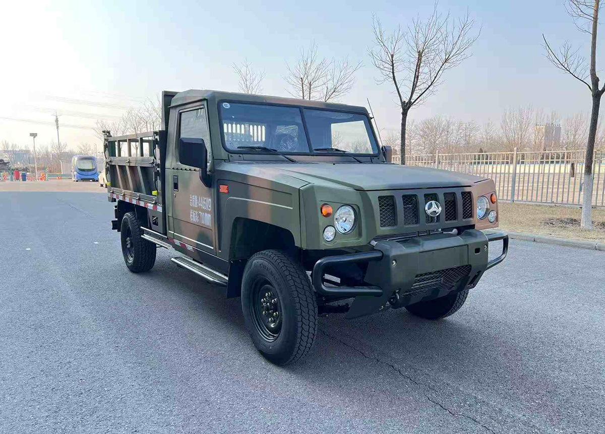 真的挺佩服北京汽车制造厂的，就像之前坚持生产212一样，没想到勇士越野车也还一直