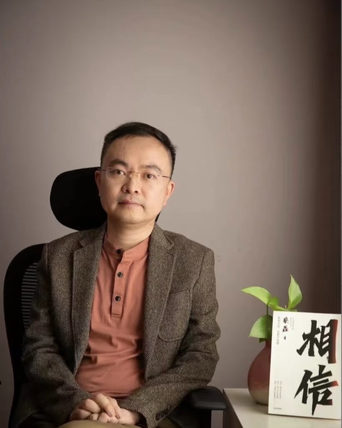 钱真的能买命？47岁京东副总裁，和渐冻症已经抗争了7年如今，对他来