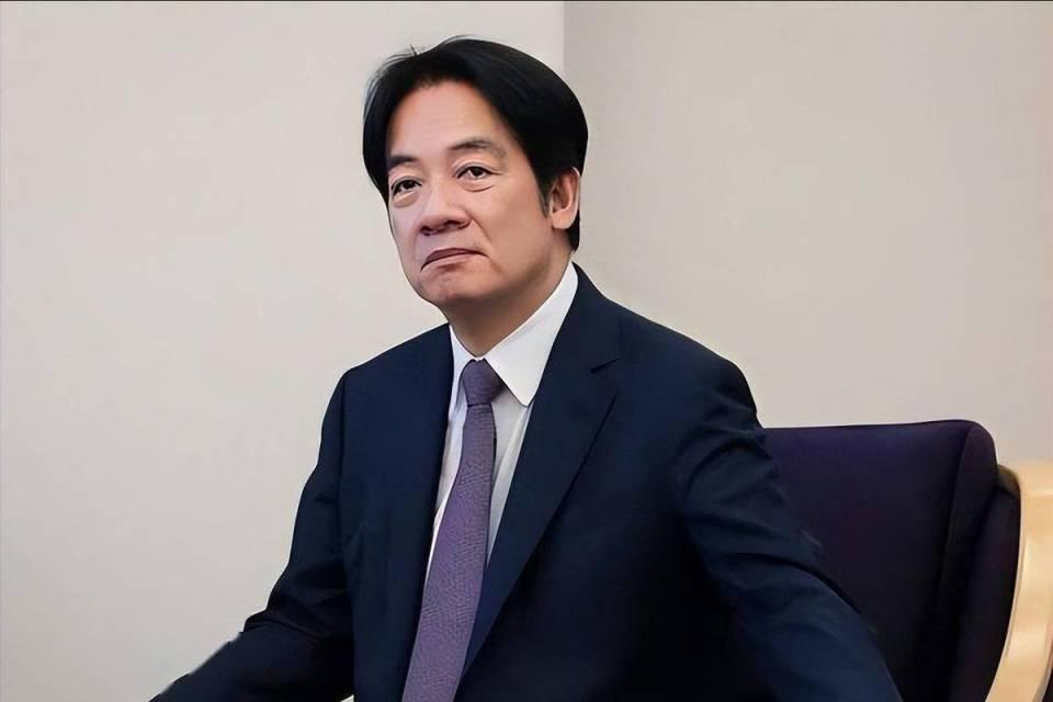 赖清德再动手！郑丽文、柯文哲登上赖清德追杀榜，岛内政局动荡岛内政局风暴再起。赖