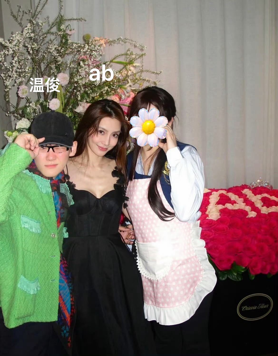 请我们Angelababy姐姐继续，这两天太夯了，根本看不够​​​