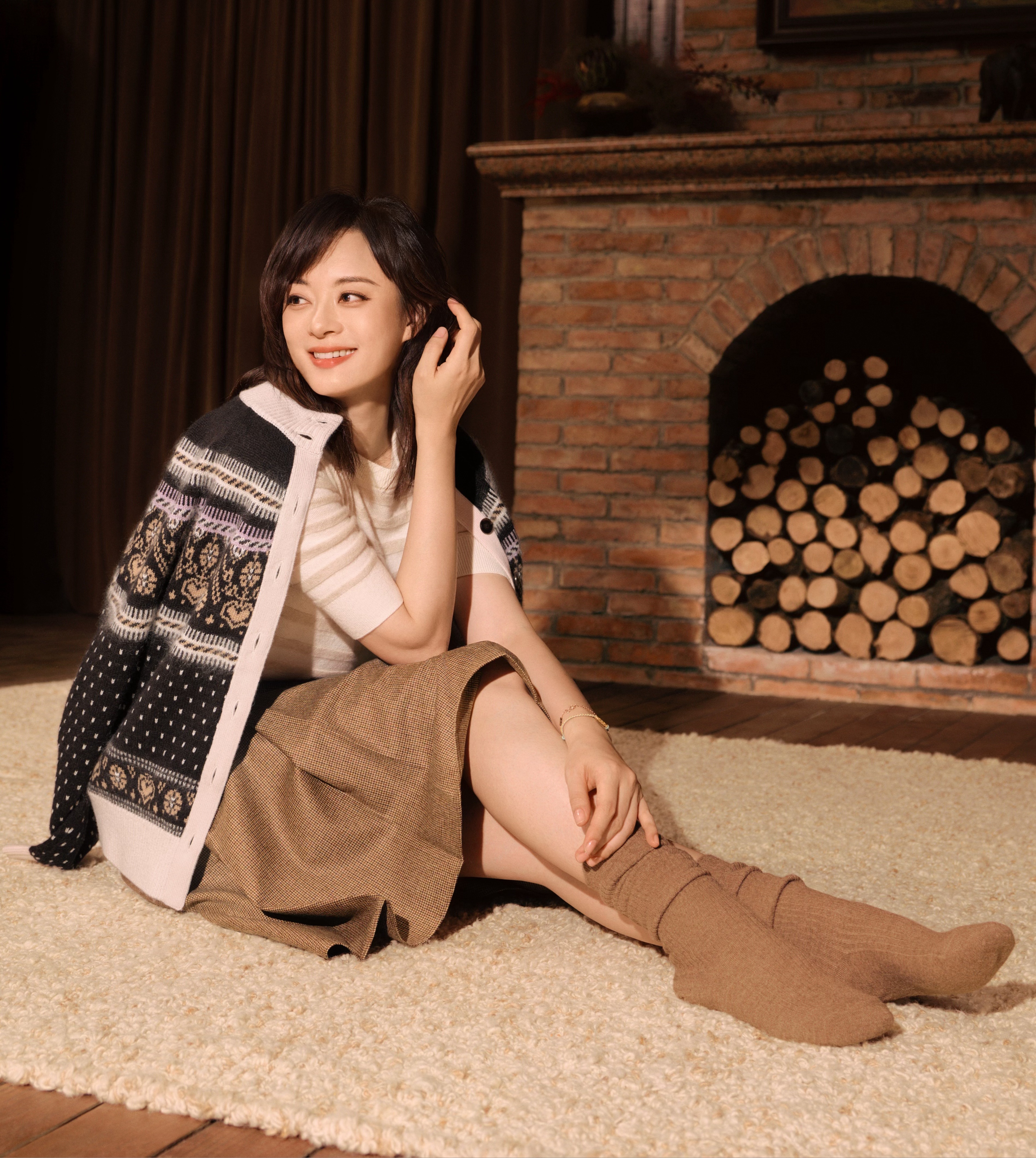 孙俪的权威我早就知道孙俪娘娘裙里黑丝黑高跟