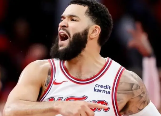 乌度卡：我们必须要在主场树立起全队内外结合的打法！乌度卡：就像上赛季一样，当我