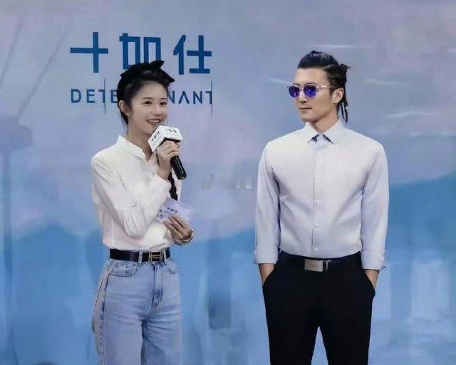 谢霆锋到底帅不帅，看他左边的眼神，答案就出来了