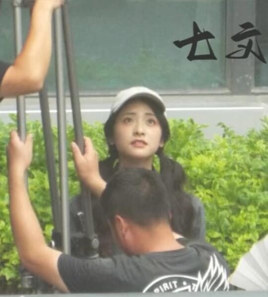 沈月真的没人说吗！生图很美啊真的很美啊！！！！