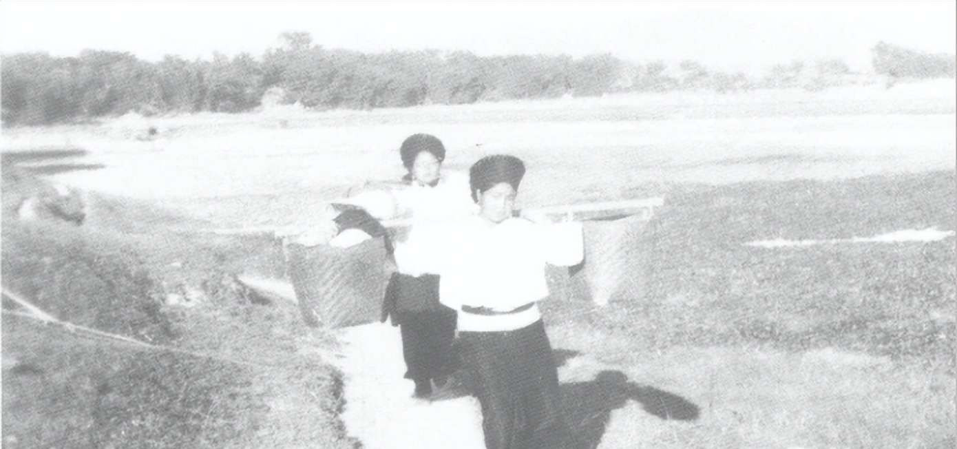 1937年拍摄的老照片，傣族人的真实生活，傣族女人真辛苦