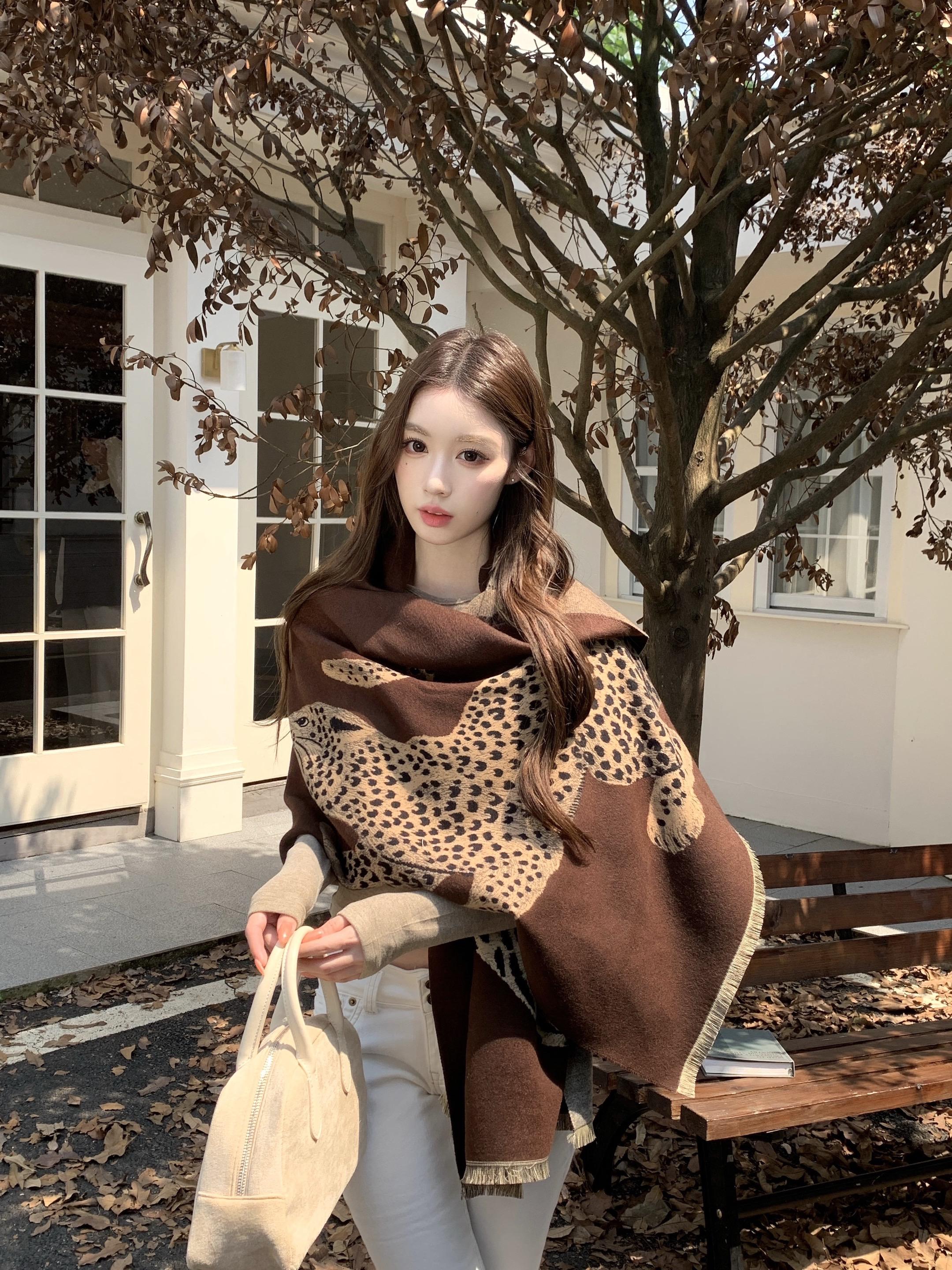 入秋🍂 我爱的漂亮帽子 🧣披肩们。