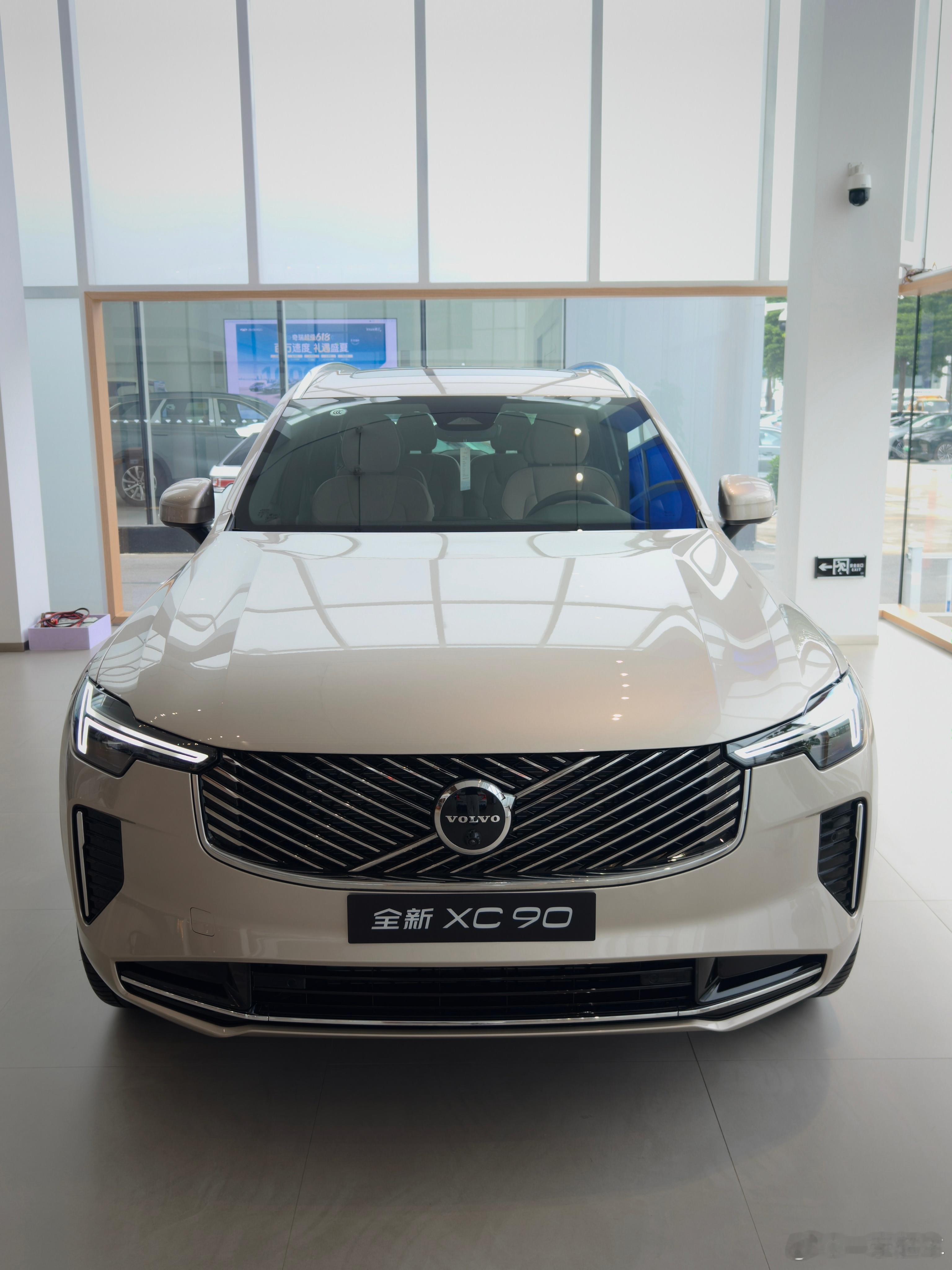 聊聊新款沃尔沃xc90t8之前试过s60t8，我个人觉得挺失