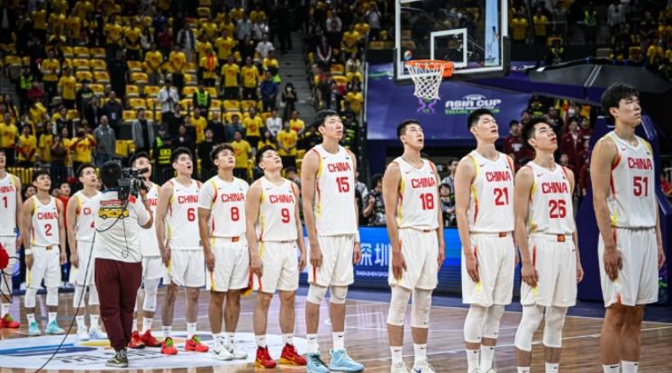 中国篮坛传来三个消息第一个消息：中国男篮在亚运会的最后一场铜牌争夺赛于今日