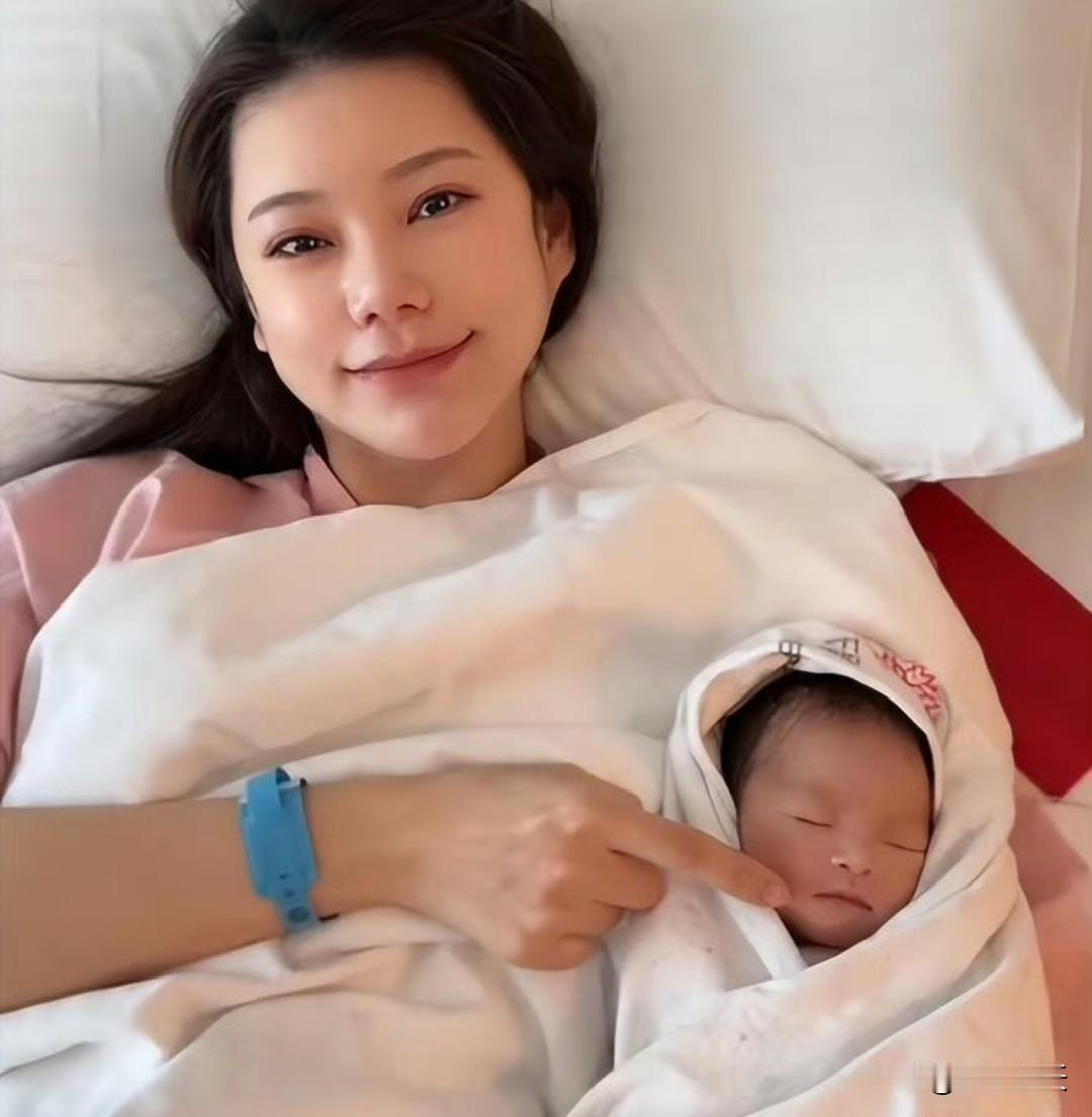 不得不夸夸张兰，心胸确实是无人能及。张兰回首往事，通过张兰的讲述才算是彻底搞明白