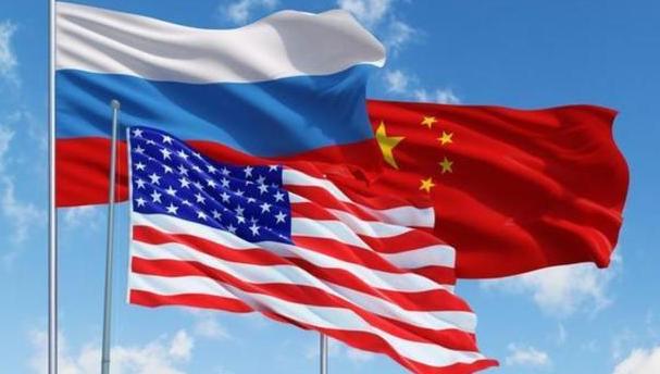 怪事！不少人纳闷，全球实力前三的中美俄，中俄手握两大顶尖强国体量，反倒天天被美国