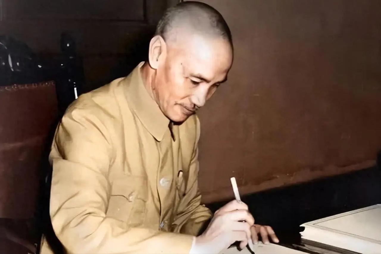 蒋介石的“中华民国”既对不起中华民族，也对不起中国。他这个这个政权丢掉了外蒙古，