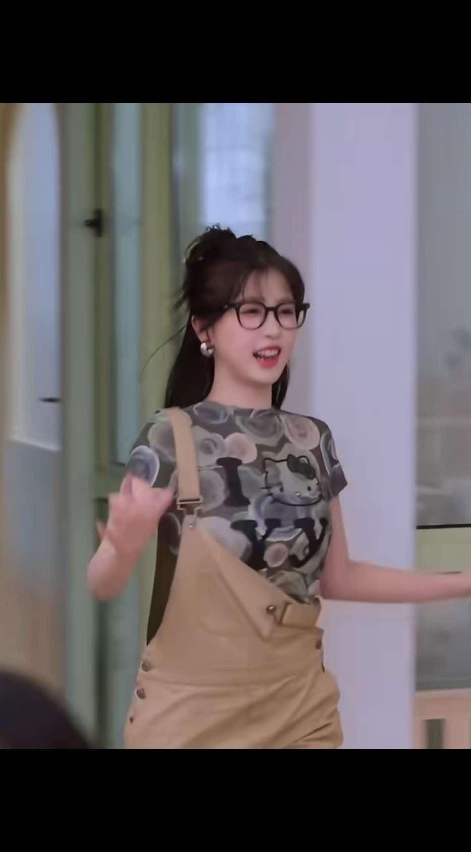 每次看到虞书欣跑步都有种怕她摔倒而担忧😂