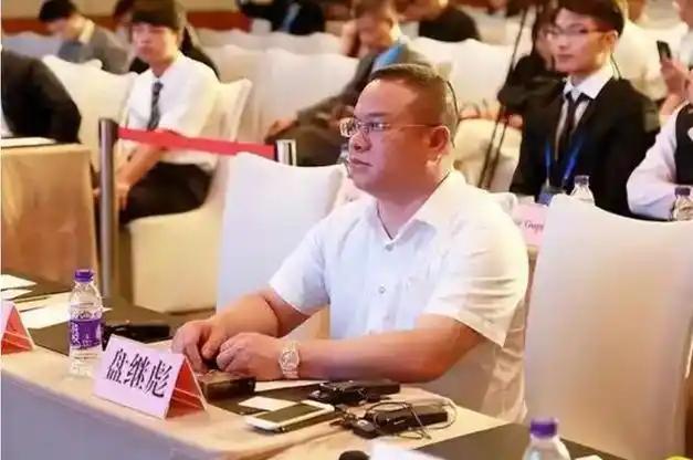 还是暴雷了！人去楼也空，200亿“凭空消失”，10万百姓血本无归。这几年哪个行业