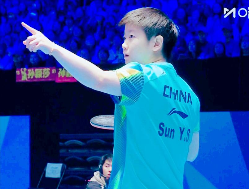 实锤了！孙颖莎赛点三个低级失误，并非自己打的不好，而是海南湿度大的原因。