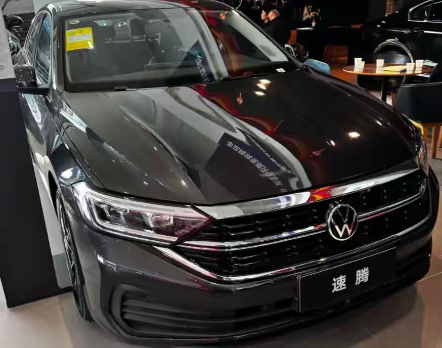 10万左右就能“闭眼买”的两款家用车，省油耐开，开个十年都不带大修的修车摊上最