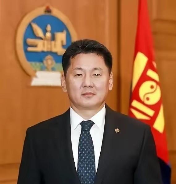 有人问，蒙古国如果加入北约，那他会不会成为第二个乌克兰？对此有分析指出，蒙古国上