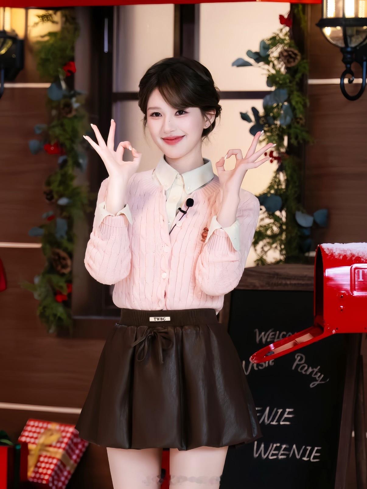 赵露思小熊官方战报来了，直播首日GMV2000W+，全平台曝光5亿，增粉7.5