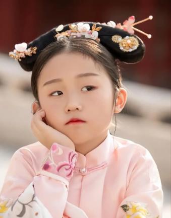 乾隆最疼的十公主晚景为啥凄凉？和嫁给和珅儿子有关系吗？1775年，乾隆六十五