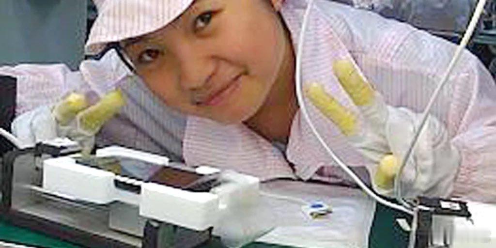 ‼️一张照片的故事：（网上流传的版本）2008年，19岁的贵州女孩