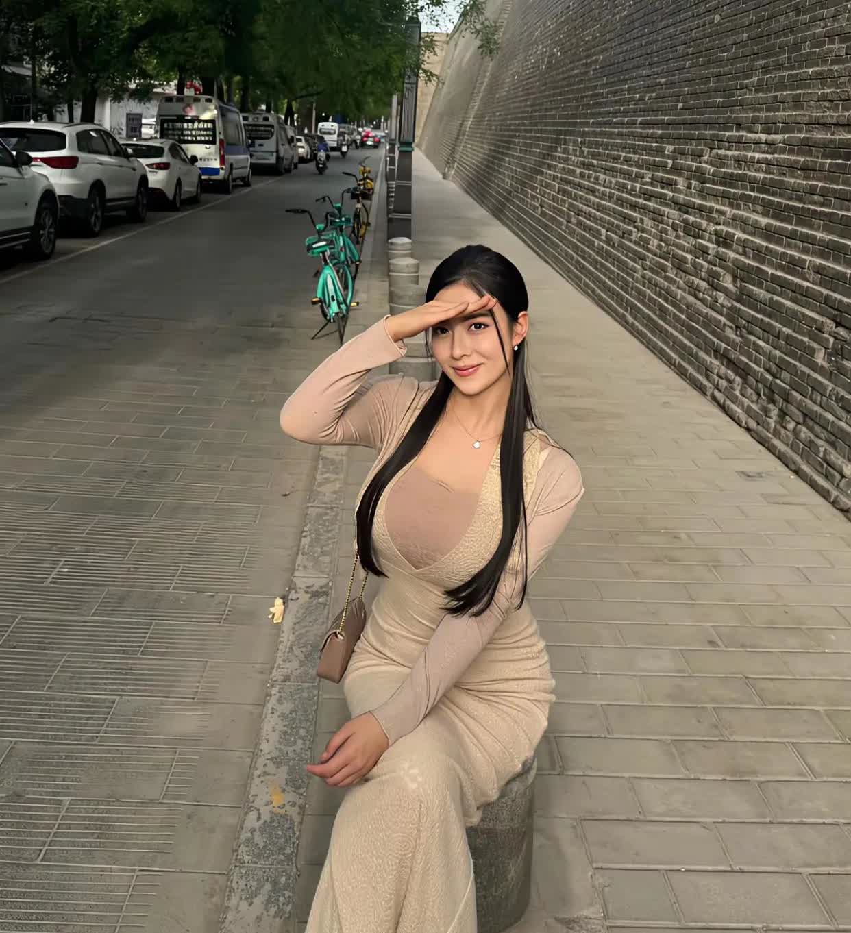 大龄剩女看不上的男生，00后却抢着要了。本来大龄生女跟男生是相亲认识的。相互约会