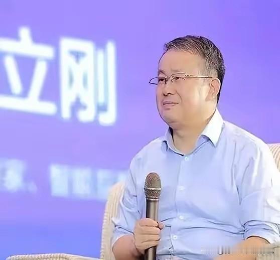 《项立刚炮轰的北大项目，瑞典“金主”20年输血，毕业生半数进关键岗位》最近，北大