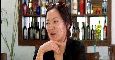 大S已经离开许久，可当阿雅在小S的48岁生日这天发声，大家才发现，那段看似千疮百