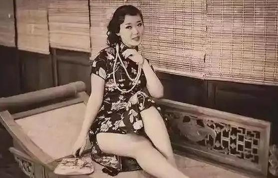 1918年,唐继尧让妻妾以打麻将的名义,将手下庾恩旸的妻子钱秀芳骗到家里。还没打