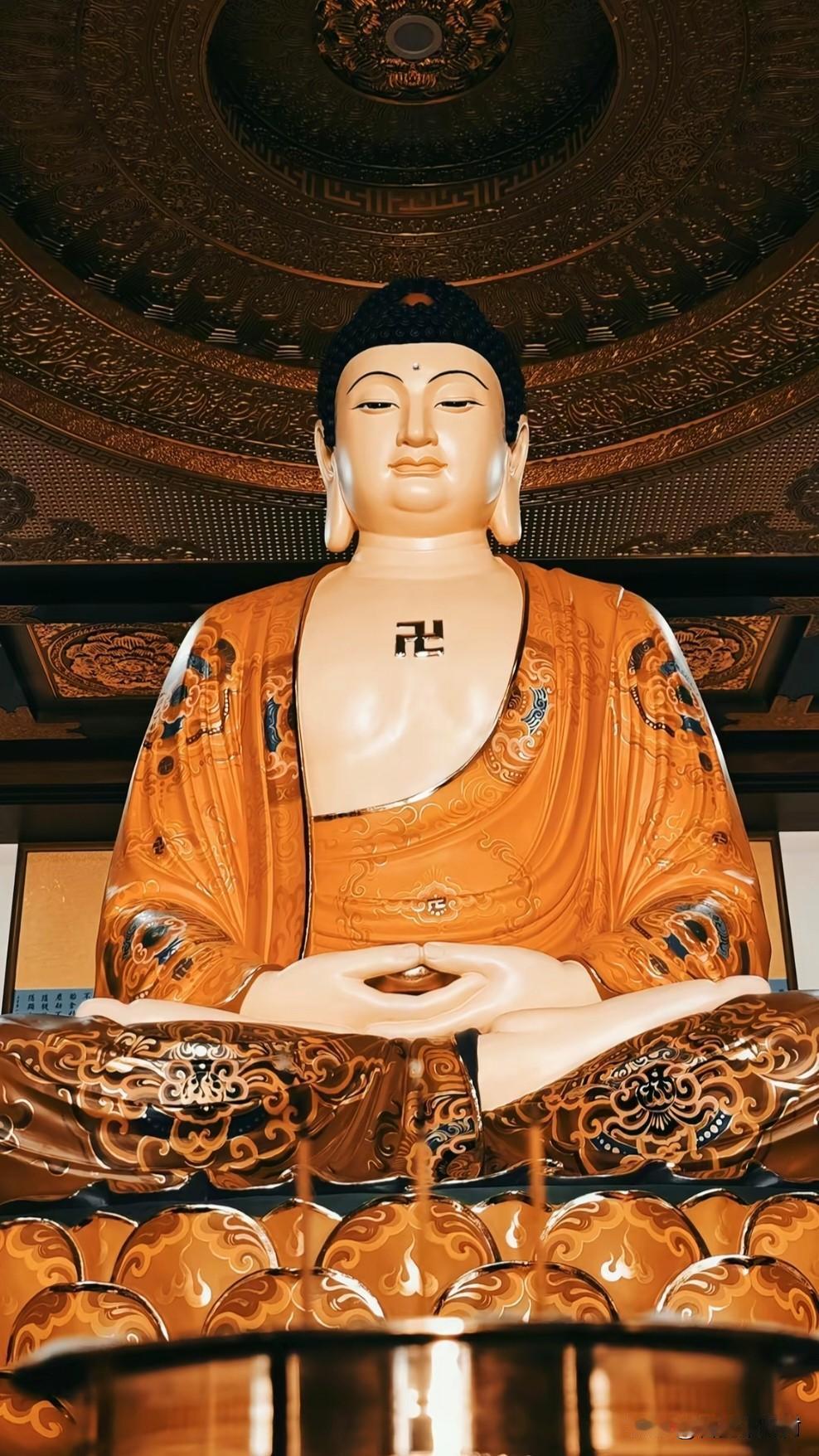 见者增慧！这尊释迦牟尼佛，护佑你心定事成很多人拜佛像，却常常分不清眼前是谁