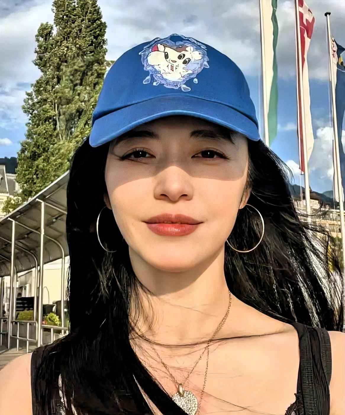 人教人教不会，事教人一次就够。姚晨两任丈夫，结局天差地别：第一段闹得满城风雨、