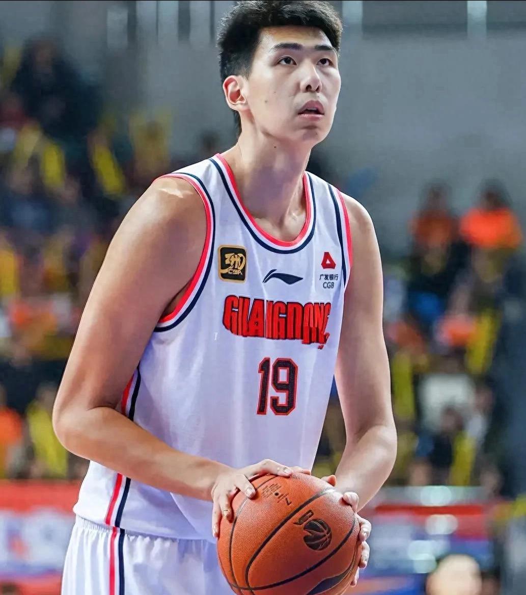 不打了！广东男篮做重要决定！徐昕租借合同提前解除，新去向出炉徐昕这次提前结束