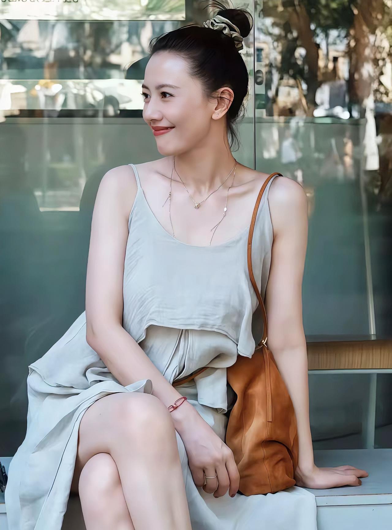 高圆圆，最适合丸子头，