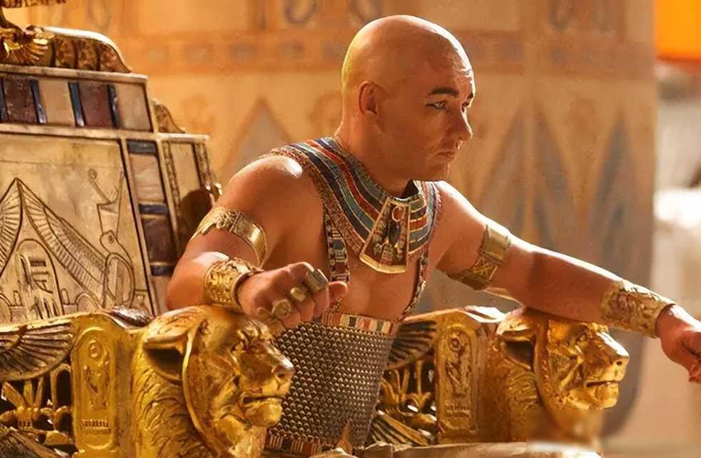 古埃及创造了灿烂的文明，为什么没有统治世界？这个困扰历史学家多年的谜题，随着考古