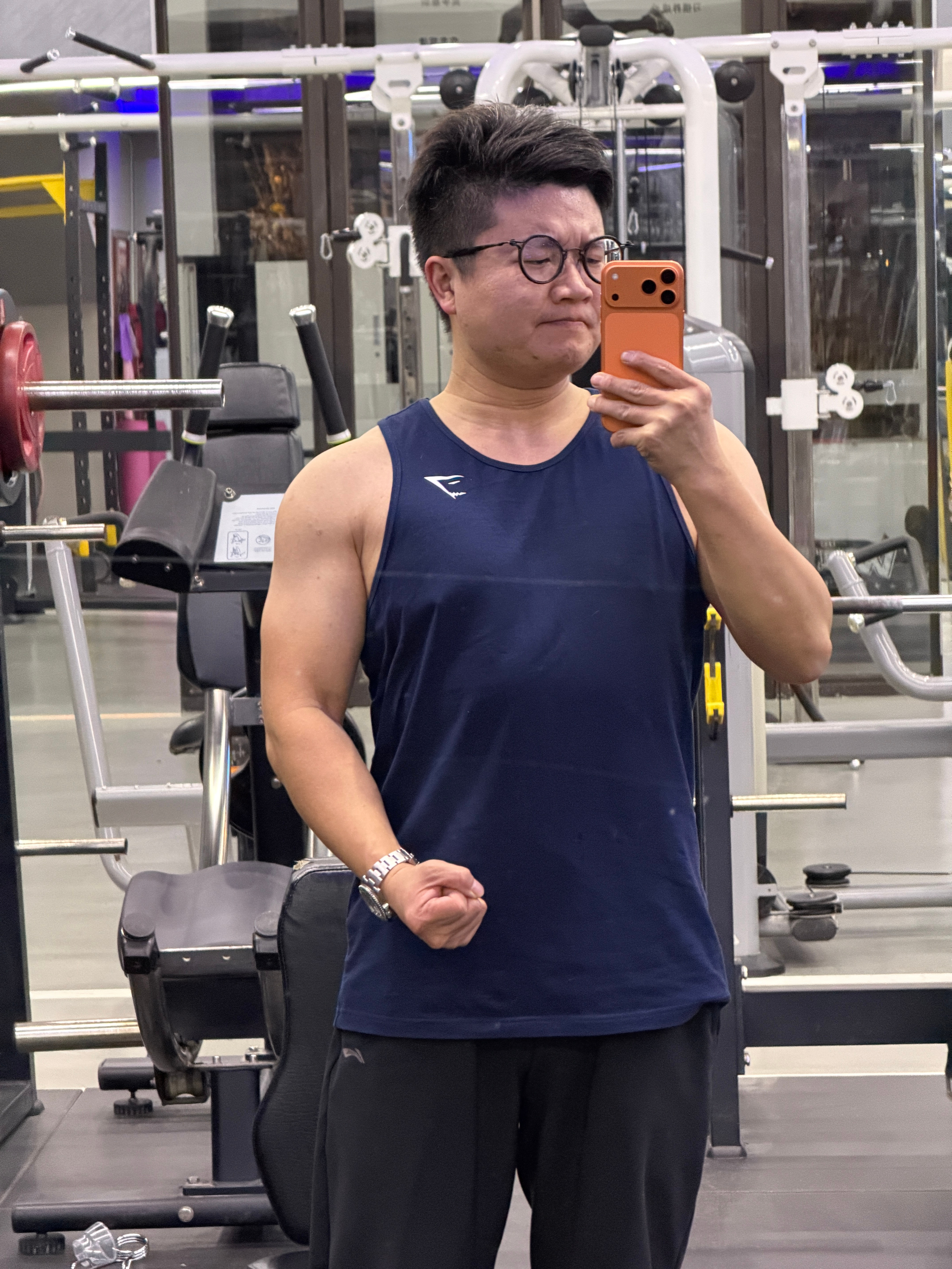 早早早很硬的兄弟们硬起来硬起来