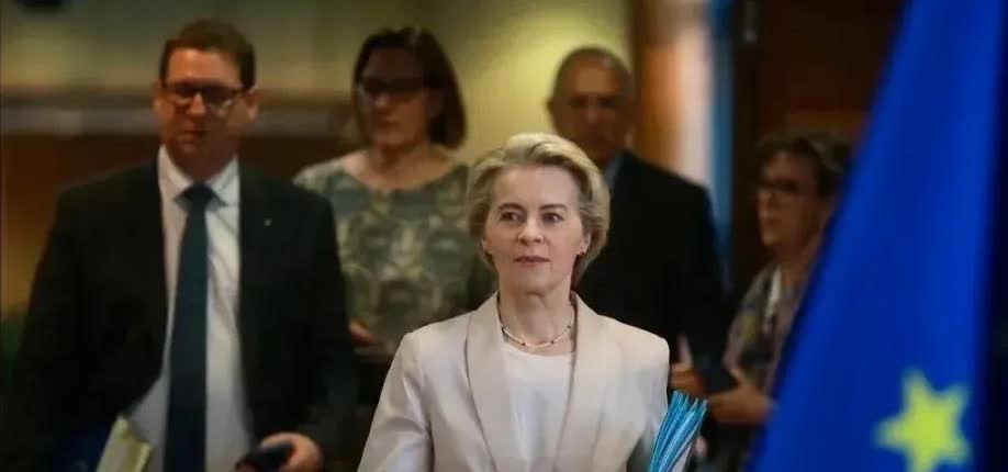 欧盟这是撑不下去了！欧盟本以为通过45.3%的关税，能够阻止东方大国的汽