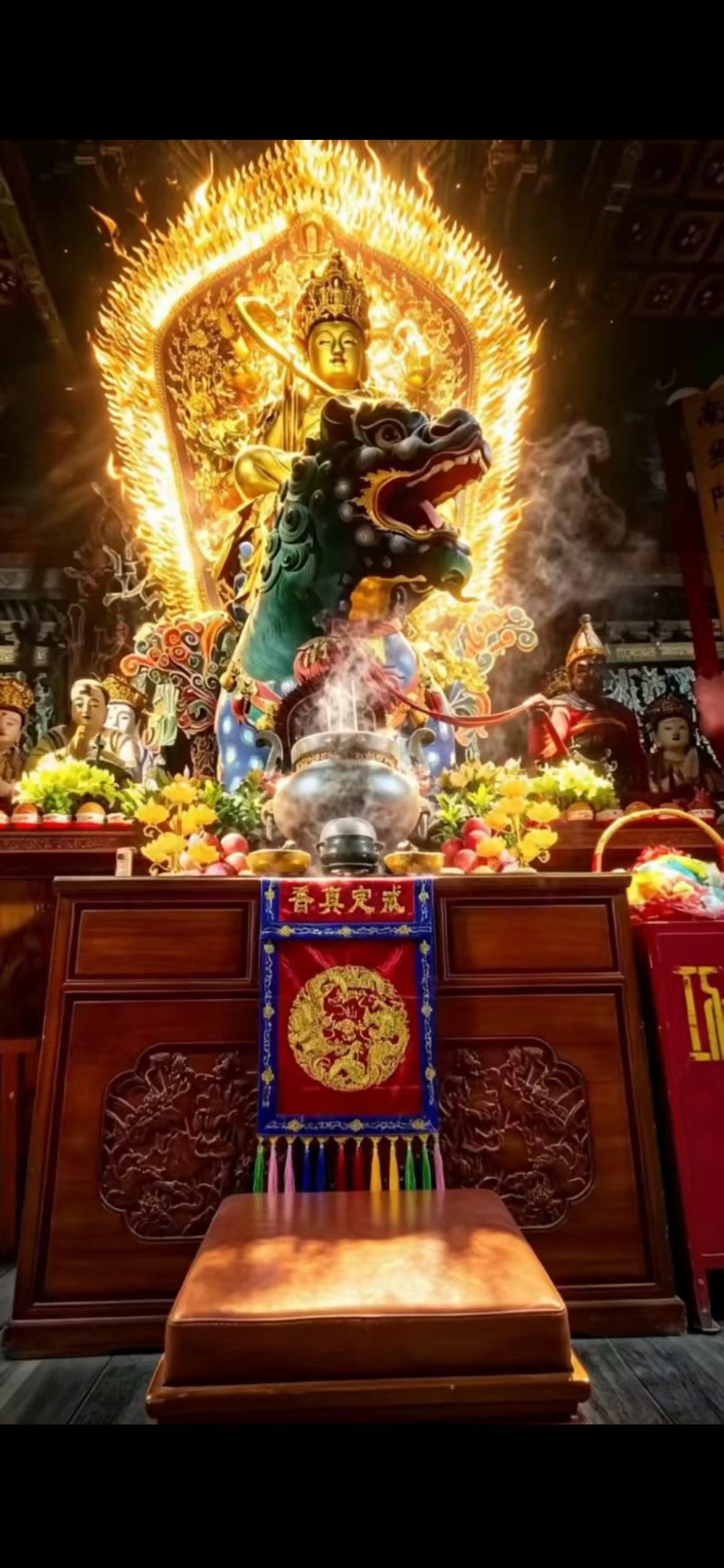 朝山的意义:是脱离苦海。拜佛的意义:是放下傲慢。苦行的意义:是卸下所求。学